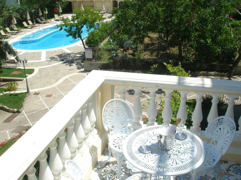 Hotel Sant'Agata 산트아구타수이두에골피 객실 사진