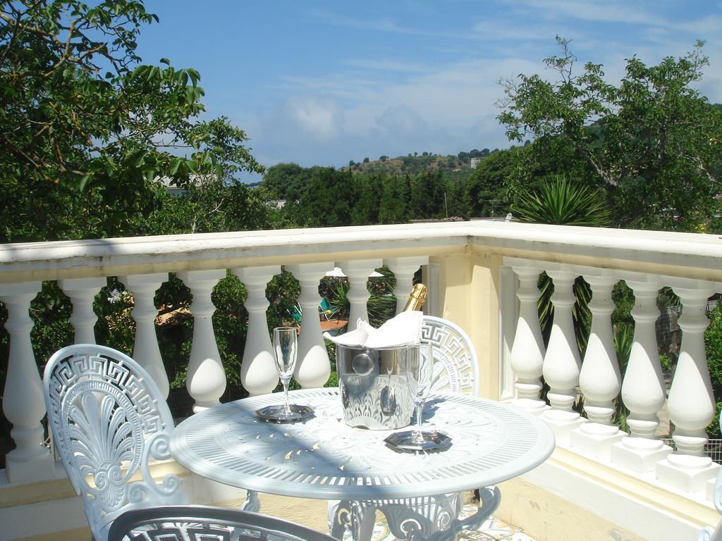 Hotel Sant'Agata 산트아구타수이두에골피 객실 사진